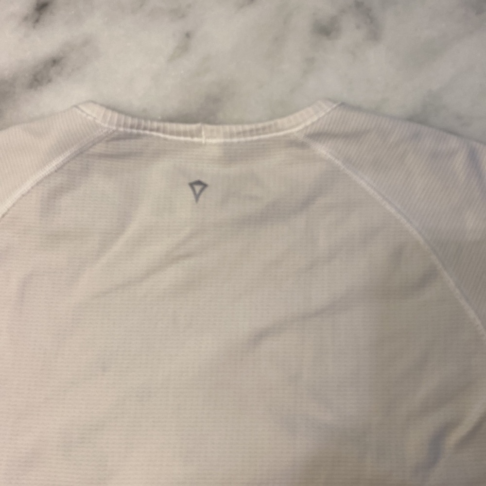 Long sleeve white Ivivva by lululemon top - Picture 5 of 5